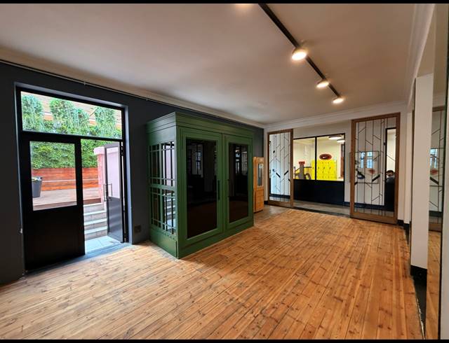 330M² FULL FLOOR TO LET IN CAPE TOWN CITY CENTRE